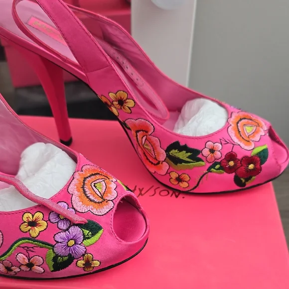 Betsey Johnson Pink Stiletto Heels - Picture 3 of 6